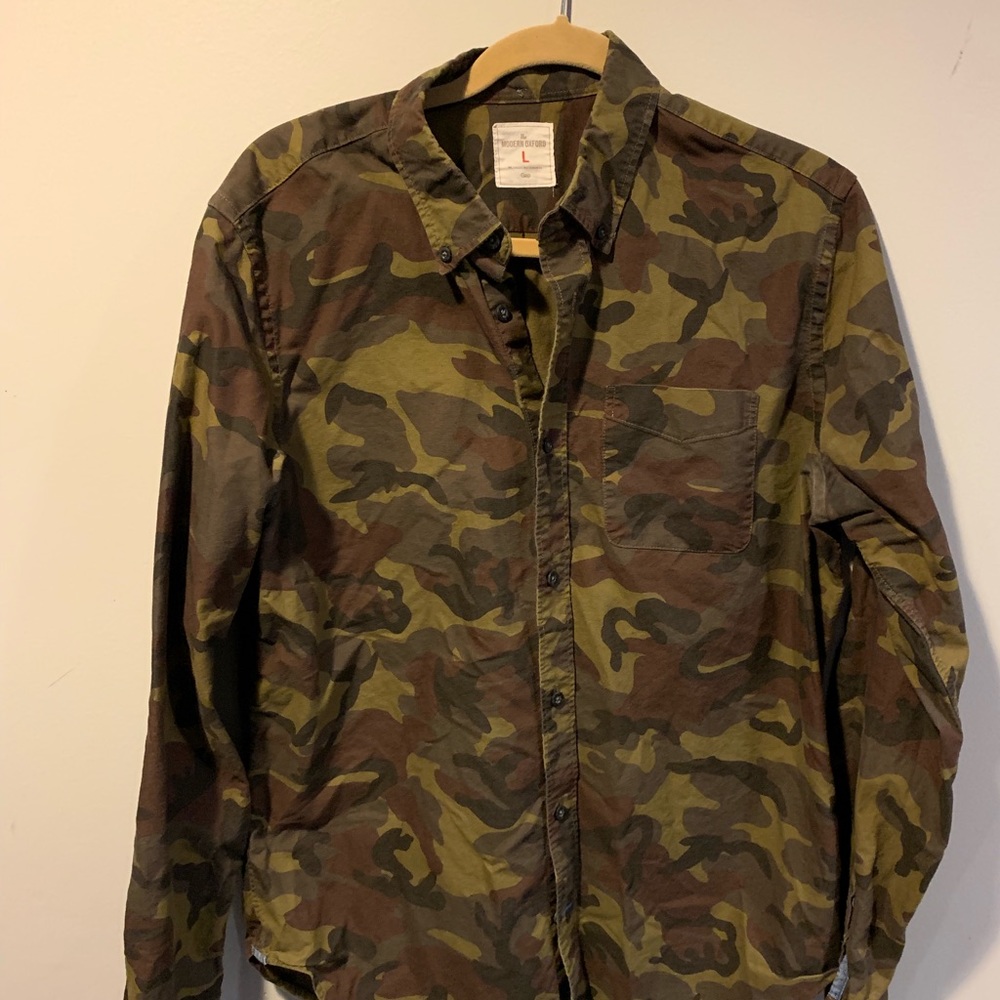 Camo shirt.